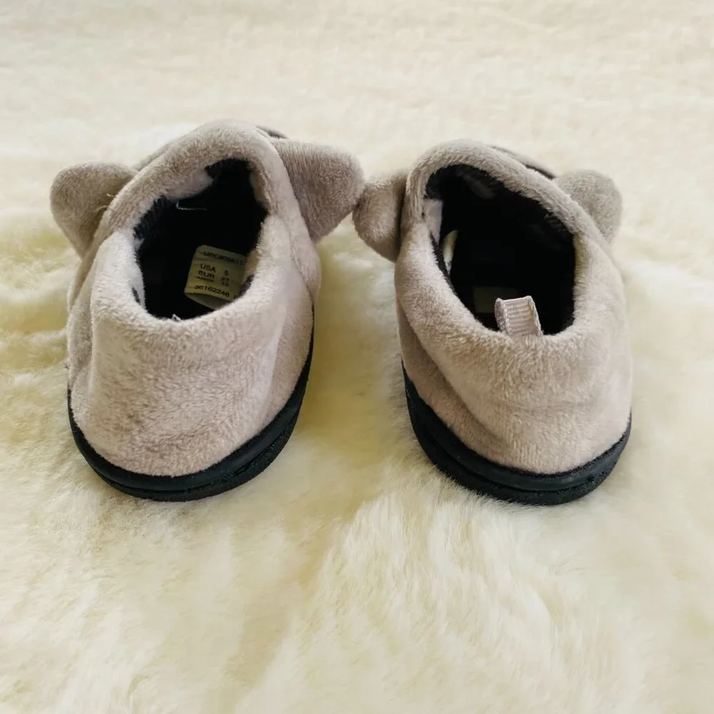 Infant Toddler Fleece Slippers Racoon, Size 5, Excellent Condition